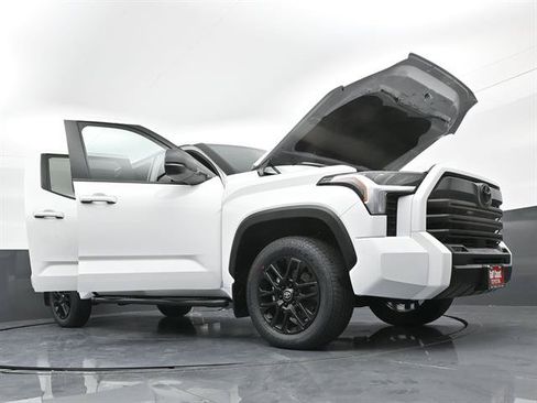 Used 2026 Toyota Tundra SR5 w/ SX Package RWD image 40