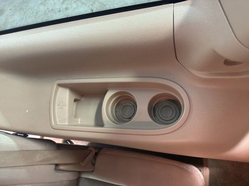 Used 2009 Chevrolet Tahoe LT w/ Convenience Package image 31