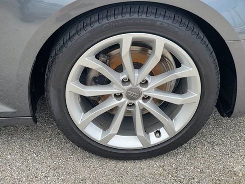 Used 2019 Audi A4 2.0T Premium Plus w/ Premium Plus Package FWD image 11