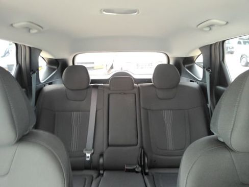 Used 2026 Hyundai Tucson SEL FWD image 34