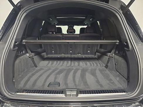 Certified 2025 Mercedes-Benz GLS 450 4MATIC image 9