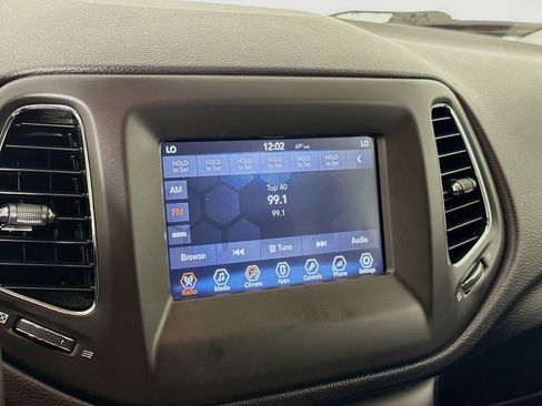Used 2018 Jeep Compass Sport w/ Tech Group AWD/4WD image 16