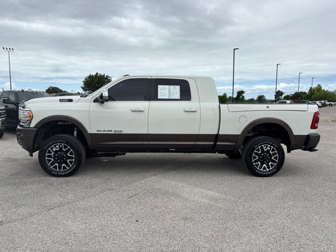 Used 2020 RAM 2500 Limited AWD/4WD image 2