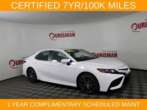 Used 2023 Toyota Camry SE FWD image 9