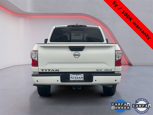 Used 2024 Nissan Titan SV w/ SV Convenience Package image 4