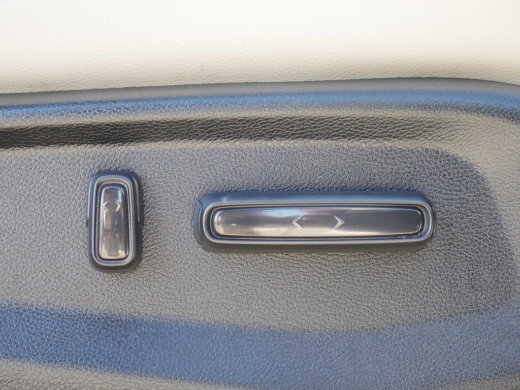 Used 2019 Honda CR-V Touring image 55