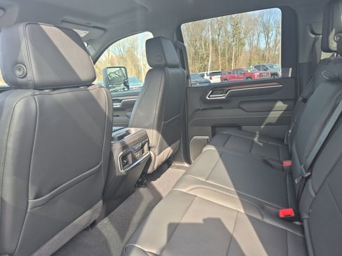 New 2026 GMC Sierra 2500 Denali w/ Technology Package AWD/4WD image 10