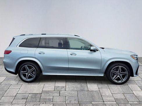 Certified 2025 Mercedes-Benz GLS 450 4MATIC image 8