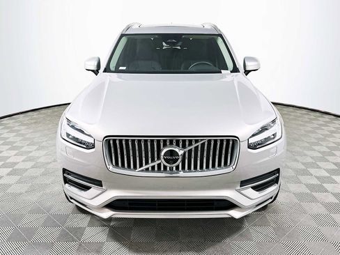 Certified 2025 Volvo XC90 T8 Plus w/ Protection Package Premier image 2