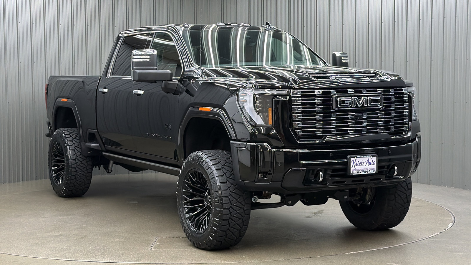 Used 2026 GMC Sierra 2500 Denali Ultimate w/ LPO, Black Badging Package AWD/4WD image 7