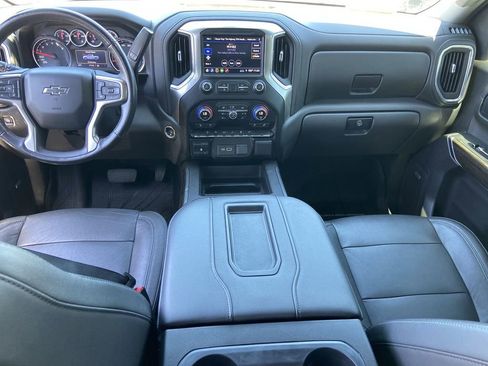 Used 2019 Chevrolet Silverado 1500 LT Trail Boss AWD/4WD image 16