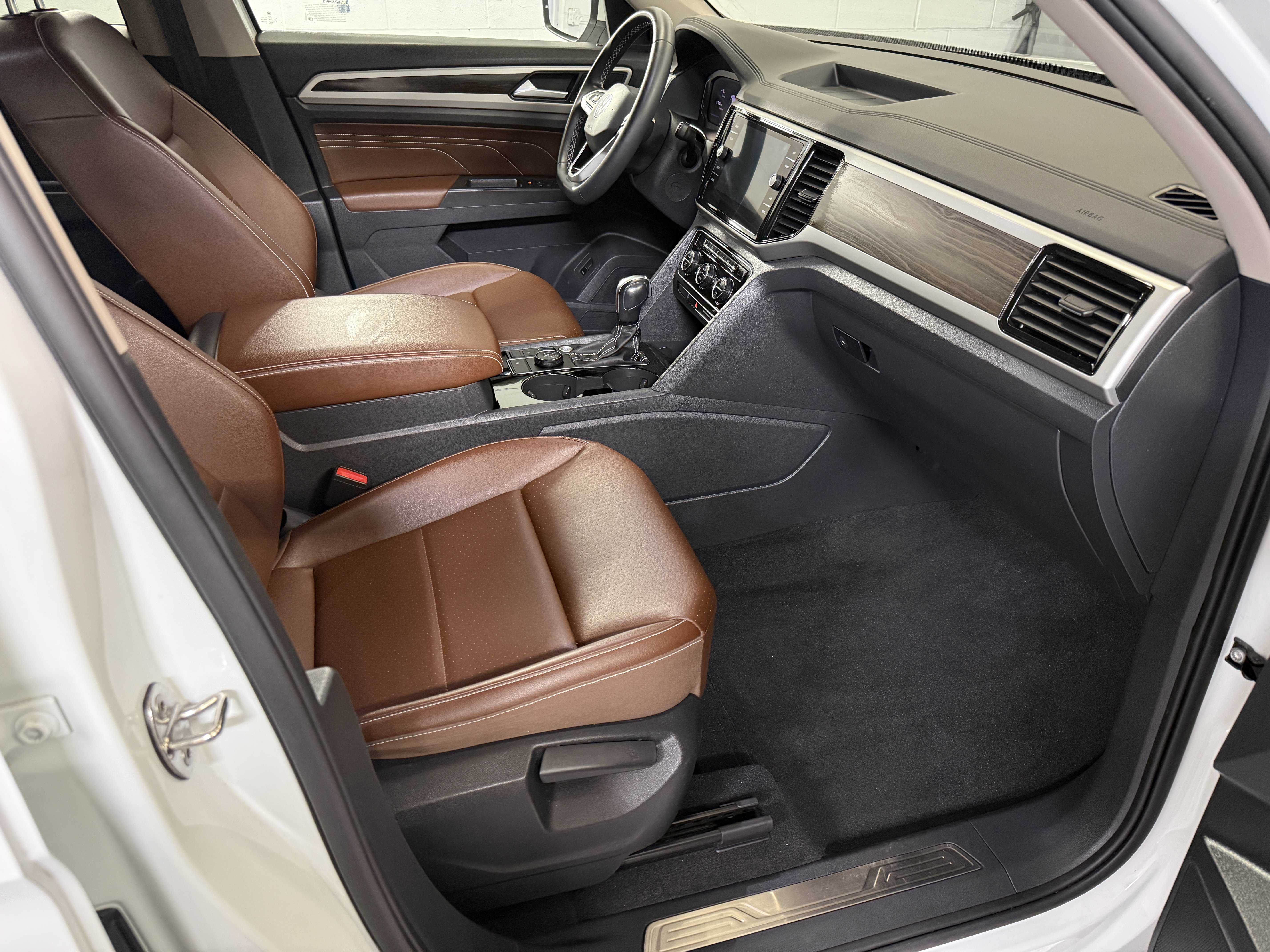 Certified 2023 Volkswagen Atlas SE AWD/4WD image 25