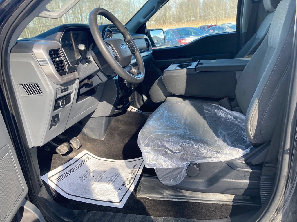 Used 2022 Ford F150 XLT w/ XTR Package AWD/4WD image 12