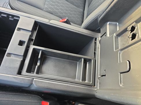 Used 2018 Nissan Titan XD image 43