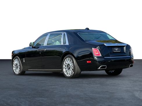 Certified 2018 Rolls-Royce Phantom Extended Wheelbase RWD image 7