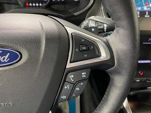 Used 2018 Ford Edge Titanium w/ Equipment Group 302A image 16