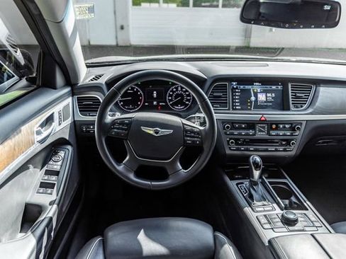 Used 2015 Hyundai Genesis 5.0 w/ Option Group 05 RWD image 25