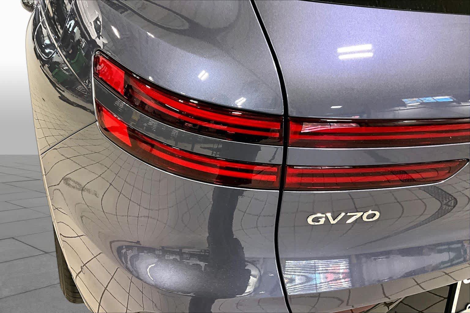 Used 2026 Genesis GV70 2.5T Sport Prestige AWD/4WD image 27