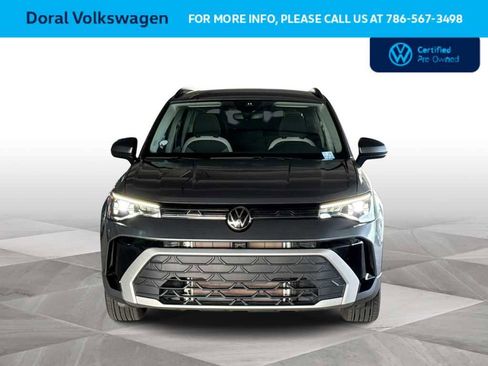 Used 2025 Volkswagen Taos S FWD image 3