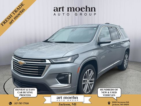Used 2023 Chevrolet Traverse High Country image 1