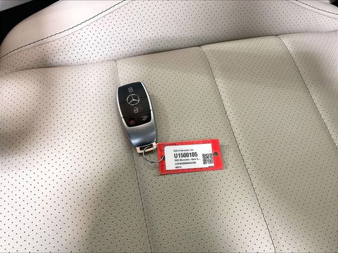 Used 2022 Mercedes-Benz GLE 350 4MATIC image 31