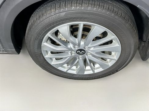 Used 2023 INFINITI QX50 Luxe w/ Cargo Package AWD/4WD image 11