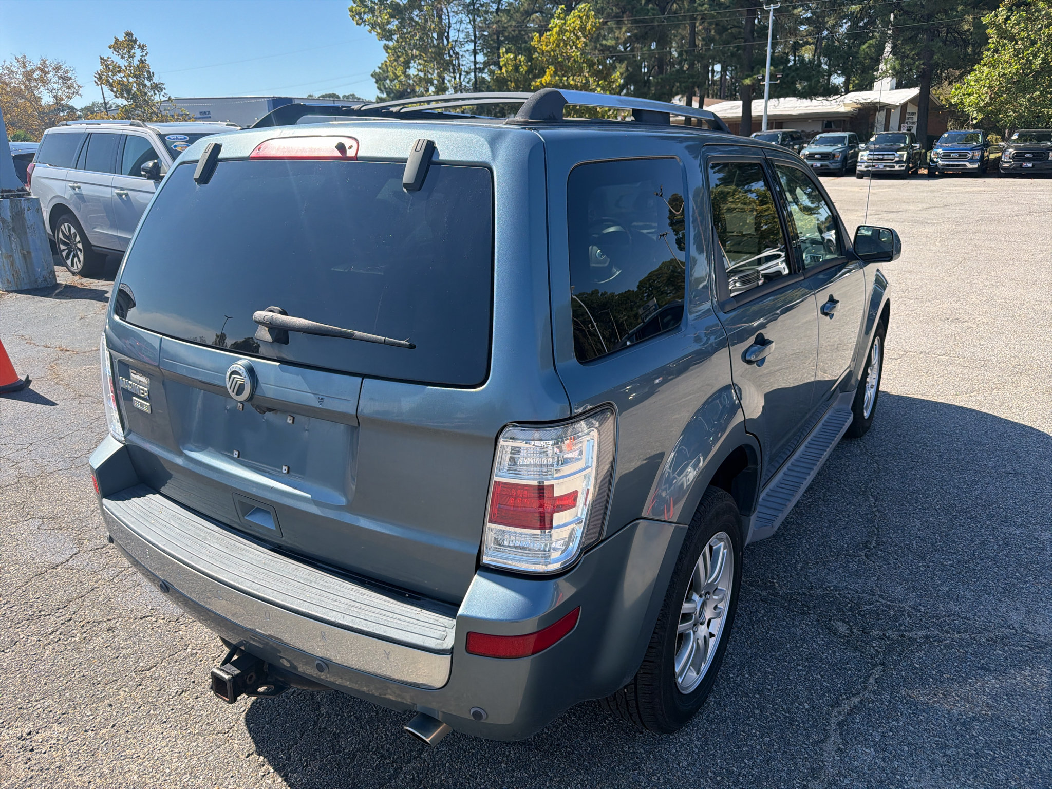 Used 2010 Mercury Mariner Premier AWD/4WD image 5