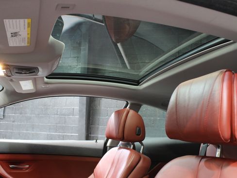 Used 2012 BMW 650i Coupe image 24