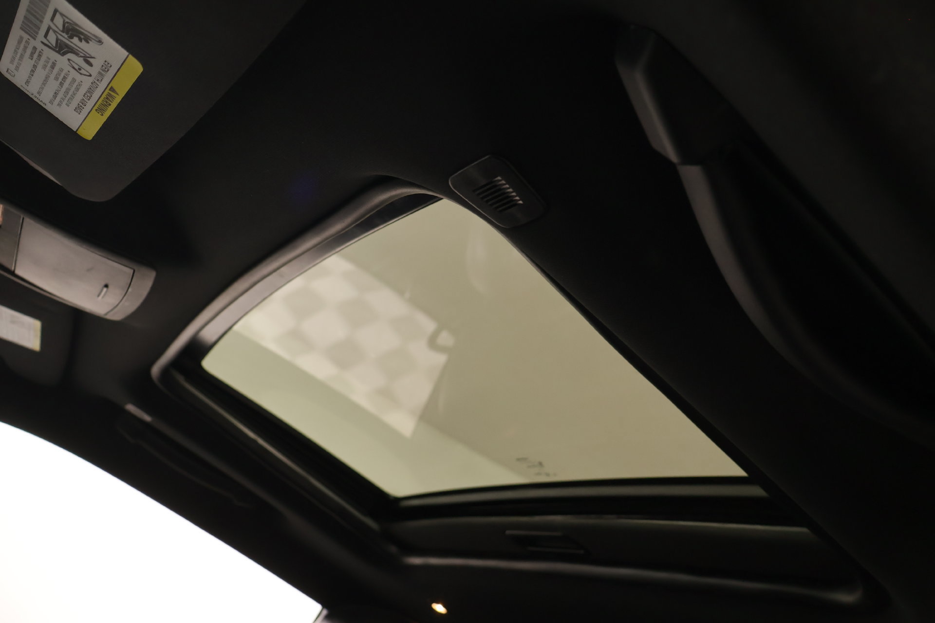 Used 2018 Dodge Challenger SXT Plus RWD image 14
