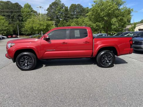 Used 2023 Toyota Tacoma SR5 w/ Technology Package AWD/4WD image 2