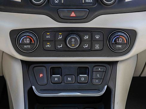 Used 2020 GMC Terrain Denali image 13