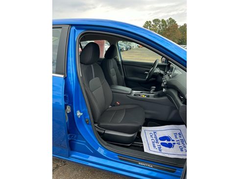 Used 2024 Nissan Sentra SV image 21