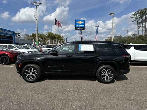 Used 2024 Jeep Grand Cherokee L Limited w/ Luxury Tech Group II image 13