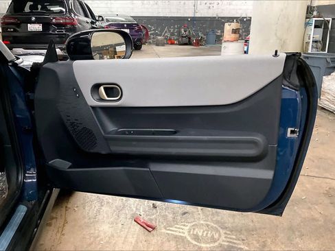 Certified 2025 MINI Cooper S image 26