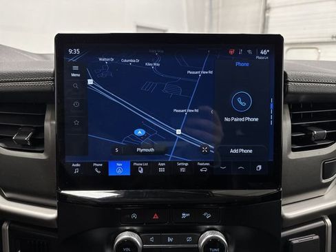 Used 2024 Ford Expedition Max XLT image 9