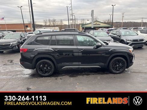 New 2026 Volkswagen Atlas Peak Edition image 6