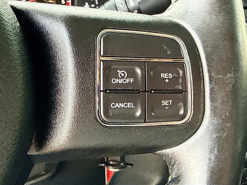 Used 2017 Jeep Wrangler Unlimited Rubicon w/ Dual Top Group AWD/4WD image 34