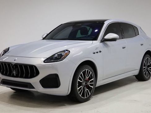 Used 2023 Maserati Grecale GT AWD/4WD image 3