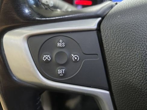 Used 2019 GMC Terrain SLE w/ Driver Convenience Package image 16