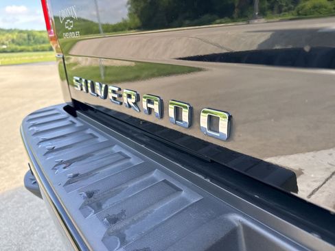 Used 2016 Chevrolet Silverado 1500 High Country AWD/4WD image 9