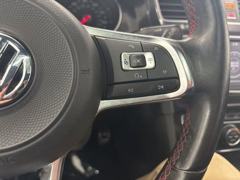 Used 2017 Volkswagen GTI Autobahn image 30