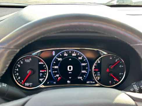 Used 2020 GMC Acadia Denali w/ Technology Package FWD image 30