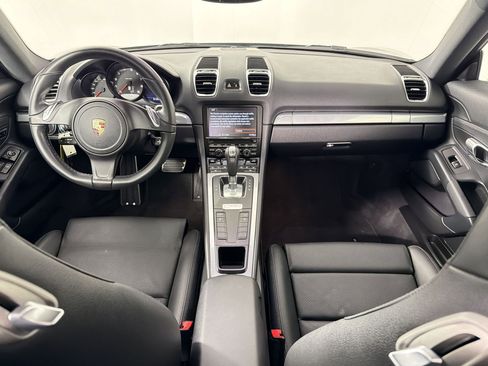 Used 2014 Porsche Cayman image 11