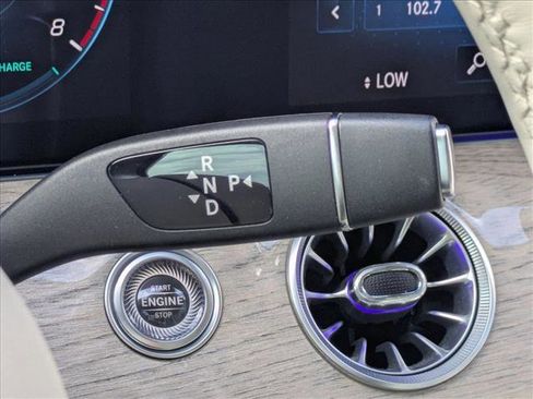 Used 2023 Mercedes-Benz E 450 Cabriolet image 12