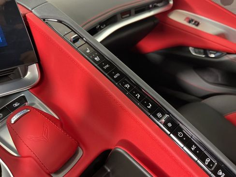 Certified 2024 Chevrolet Corvette Stingray Preferred Cpe w/ 2LT image 30