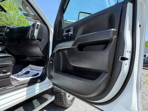 Used 2017 Chevrolet Silverado 2500 LTZ w/ Duramax Plus Package AWD/4WD image 32