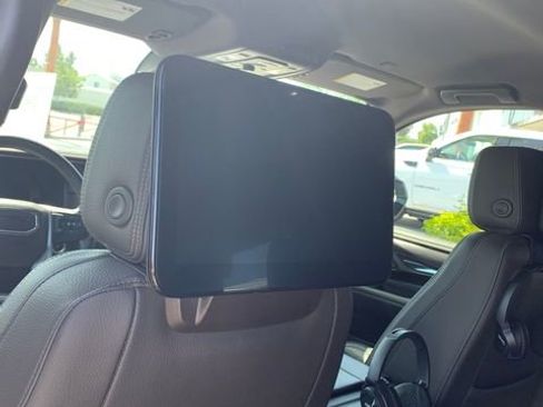 Used 2023 GMC Yukon Denali image 17