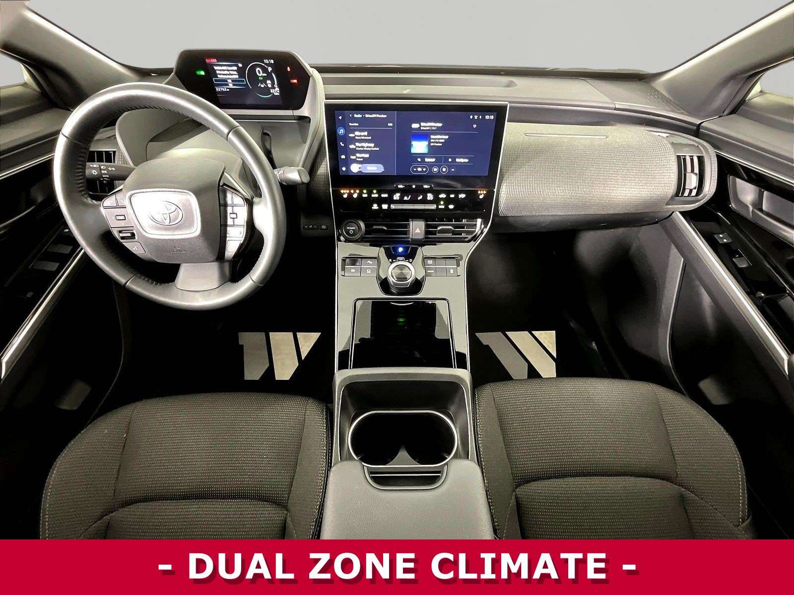 Used 2025 Toyota bZ4X FWD w/ Weather Package image 7