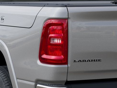 New 2026 RAM 1500 Laramie AWD/4WD image 9