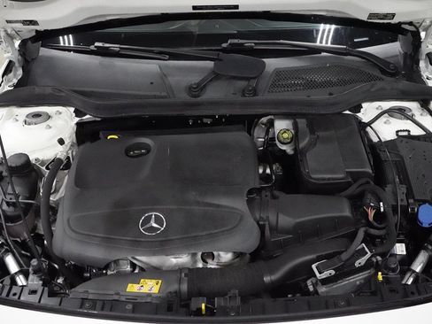 Used 2019 Mercedes-Benz GLA 250 w/ Convenience Package image 33